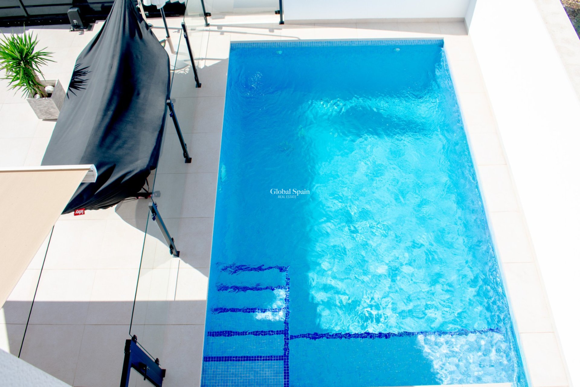 Revente - Villa / Maison jumelée -
FORMENTERA DEL SEGURA