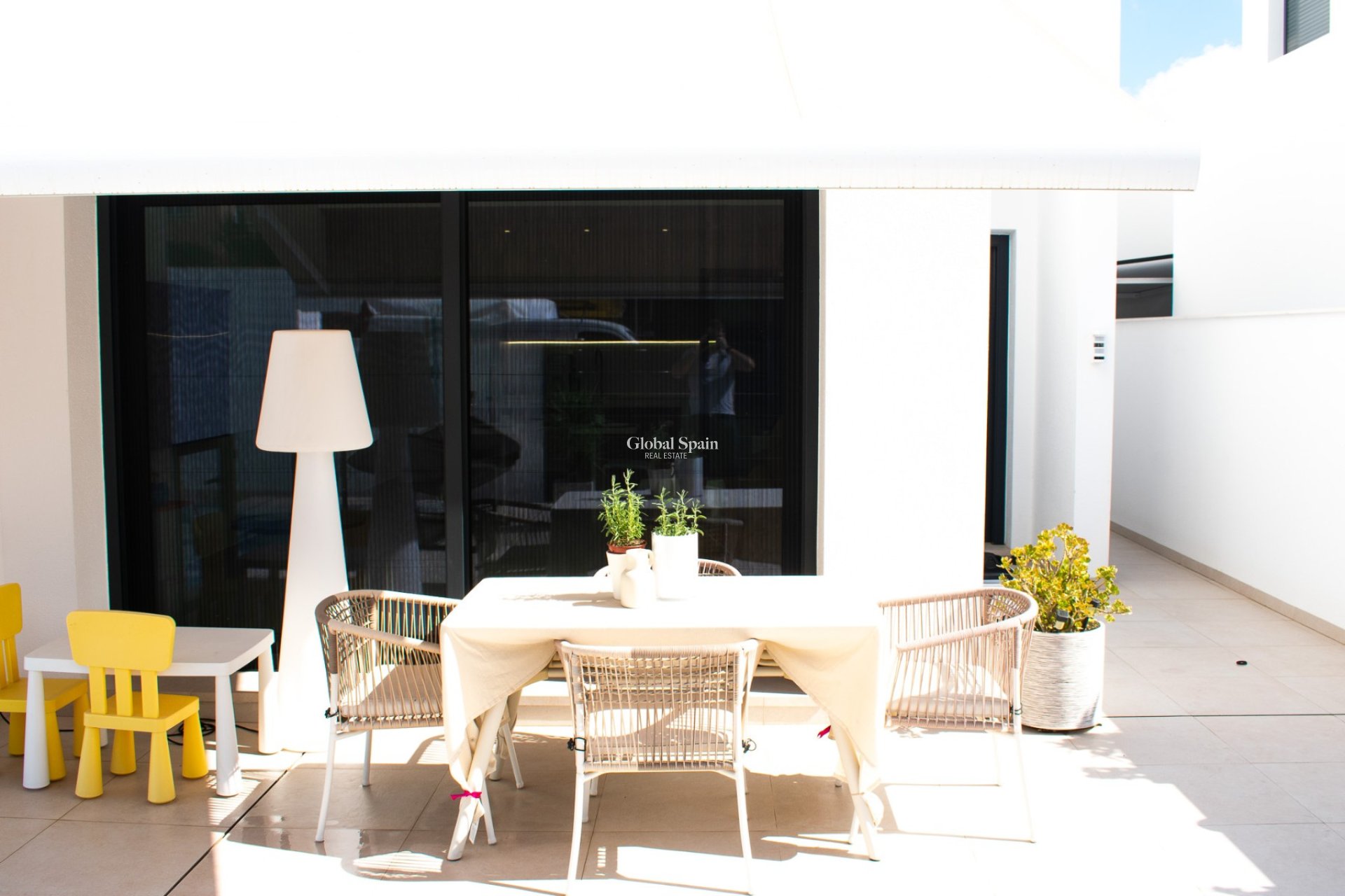 Revente - Villa / Maison jumelée -
FORMENTERA DEL SEGURA