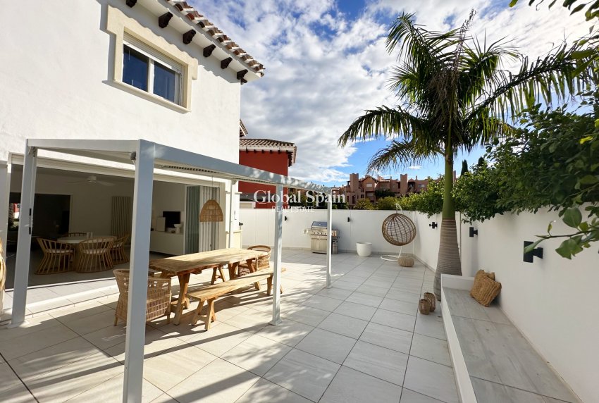 Revente - VILLA -
MAR MENOR GOLF RESORT - Inland