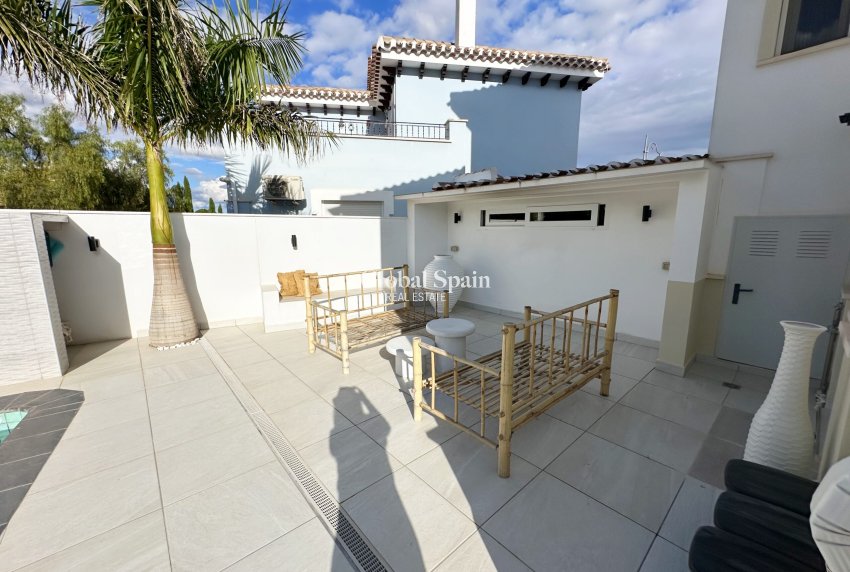 Revente - VILLA -
MAR MENOR GOLF RESORT - Inland