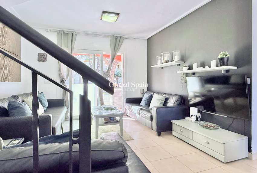 Revente - VILLA -
MAR MENOR GOLF RESORT - Inland