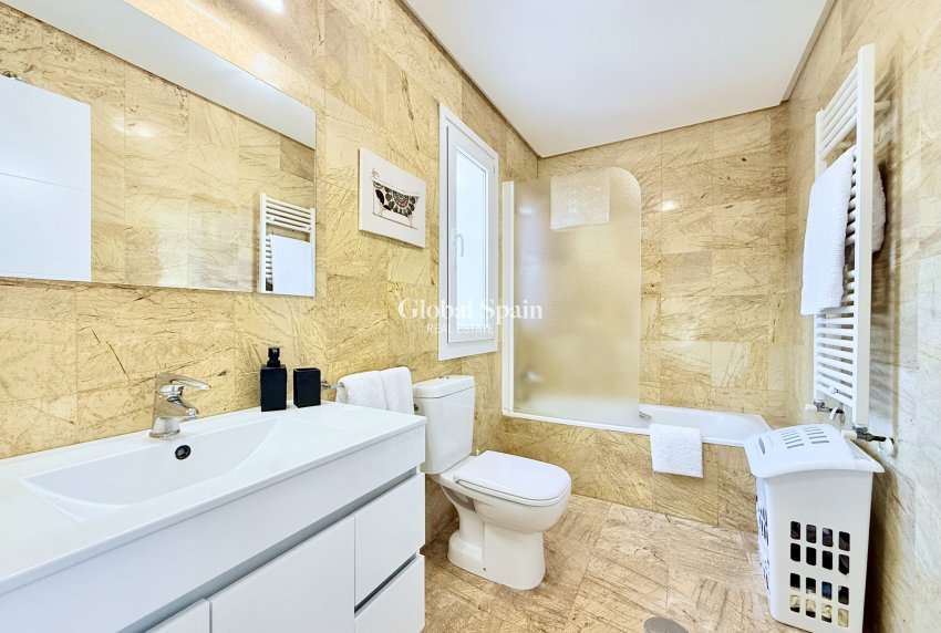 Revente - VILLA -
MAR MENOR GOLF RESORT - Inland
