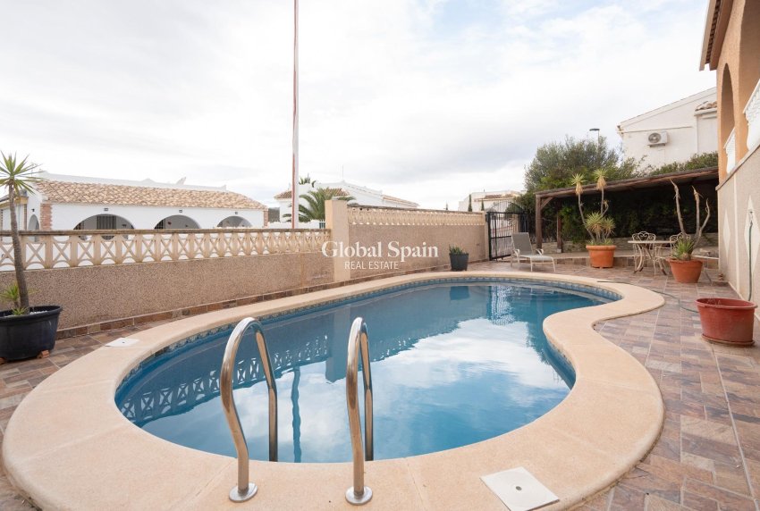 Revente - VILLA -
MAZARRÓN - Camposol