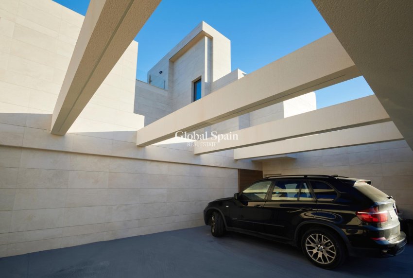 Revente - VILLA -
MOLINA DEL SEGURA - Inland