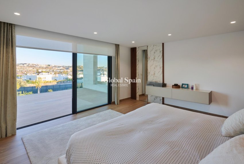 Revente - VILLA -
MOLINA DEL SEGURA - Inland