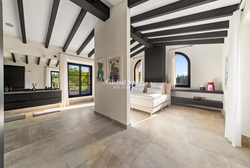 Revente - VILLA -
MONTUÏRI - optional location detail