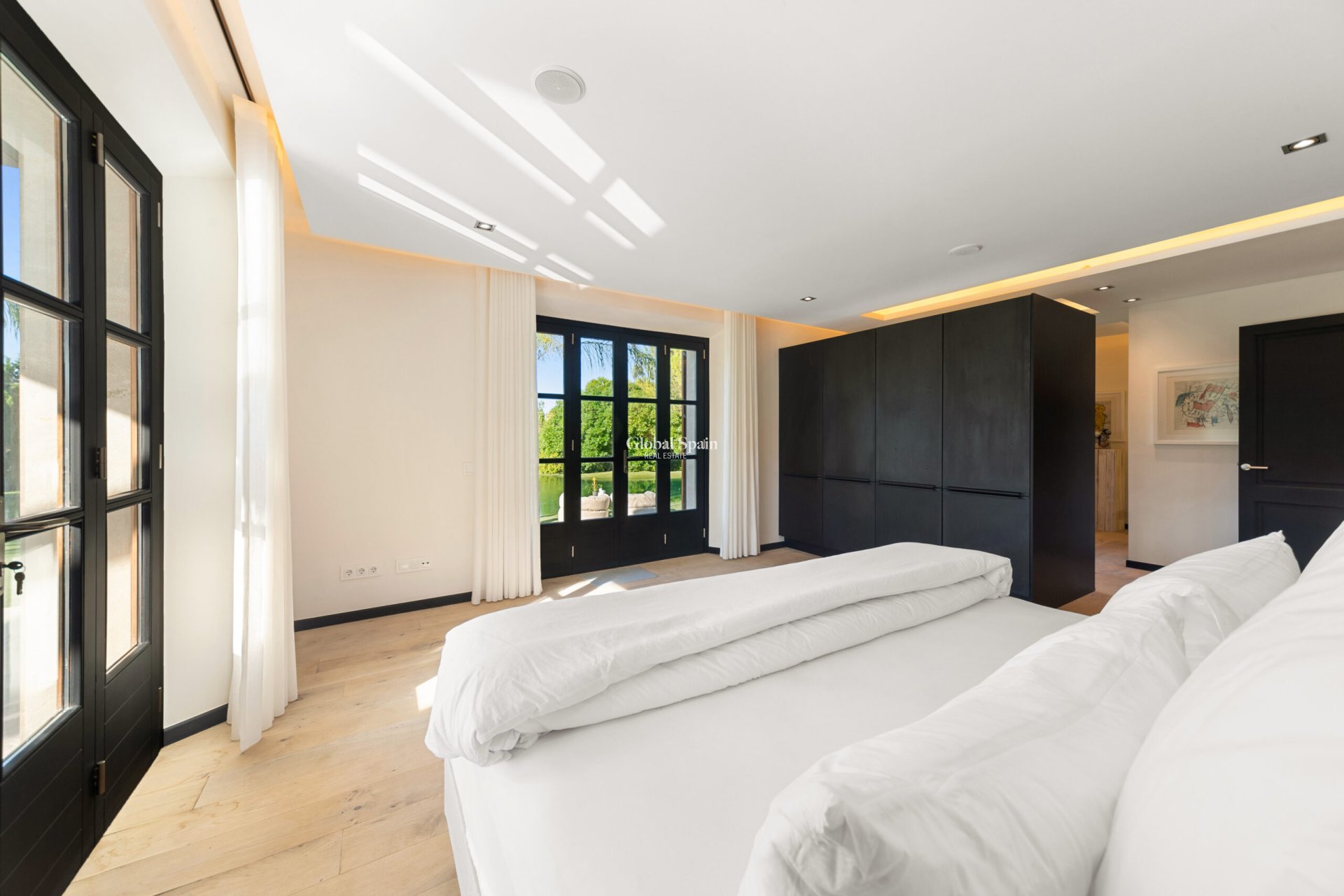 Revente - VILLA -
MONTUÏRI - optional location detail