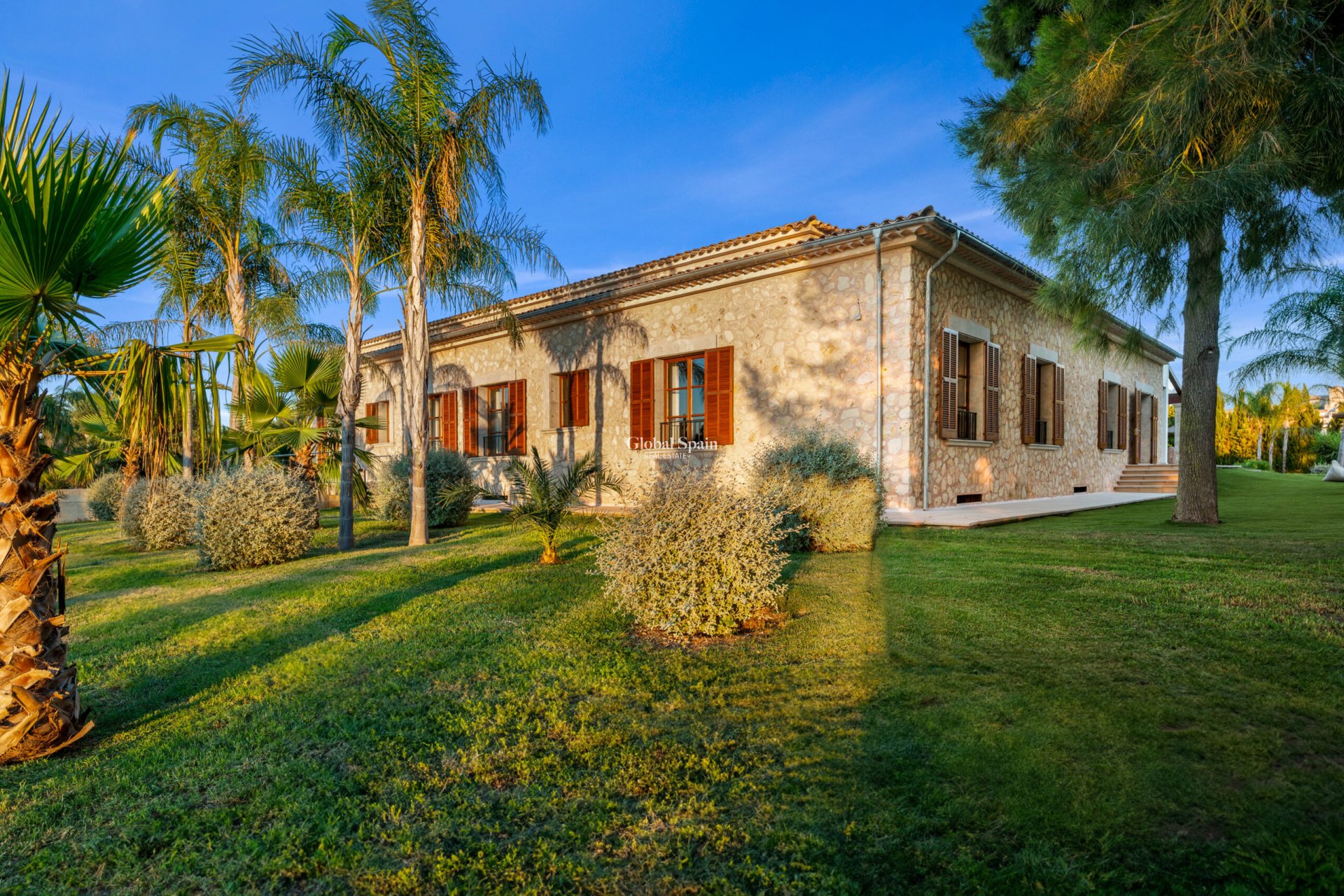 Revente - Villa -
Montuïri - optional location detail