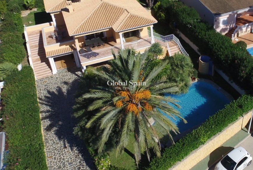 Revente - VILLA -
MORAIRA_TEULADA - Costa Blanca
