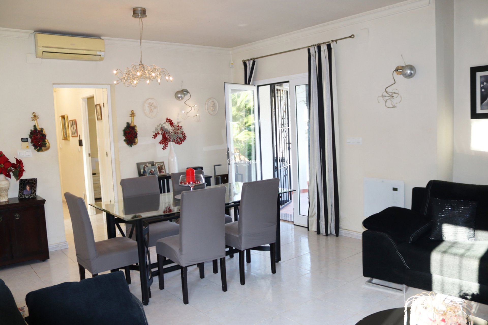 Revente - VILLA -
MURCIA - Inland