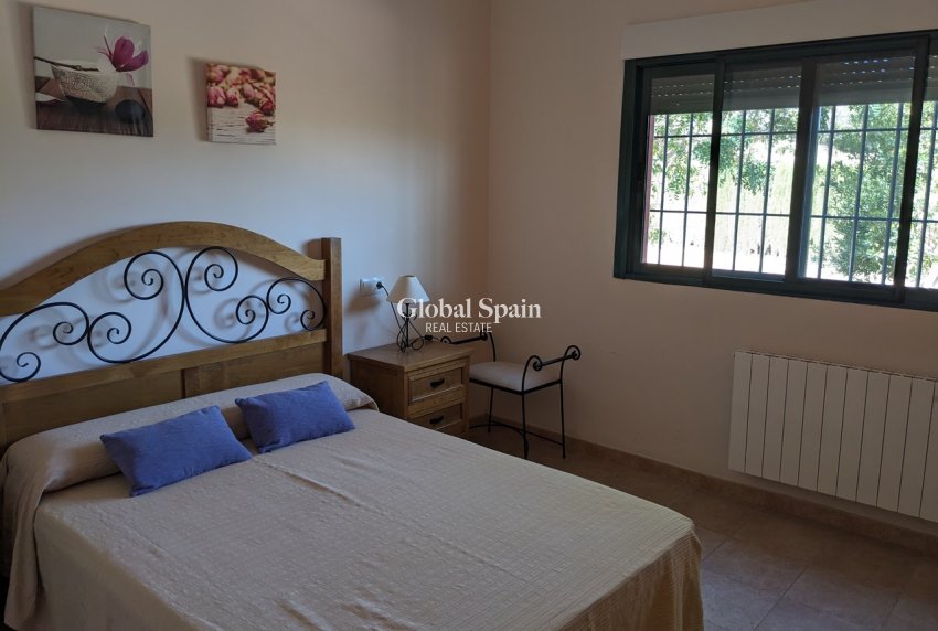 Revente - VILLA -
MURCIA - Inland