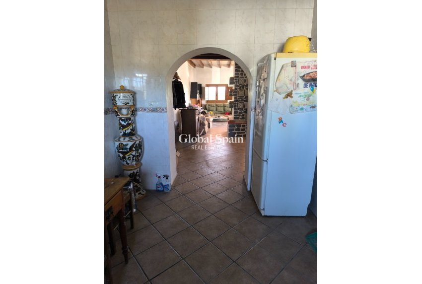 Revente - VILLA -
NOVELDA - Inland