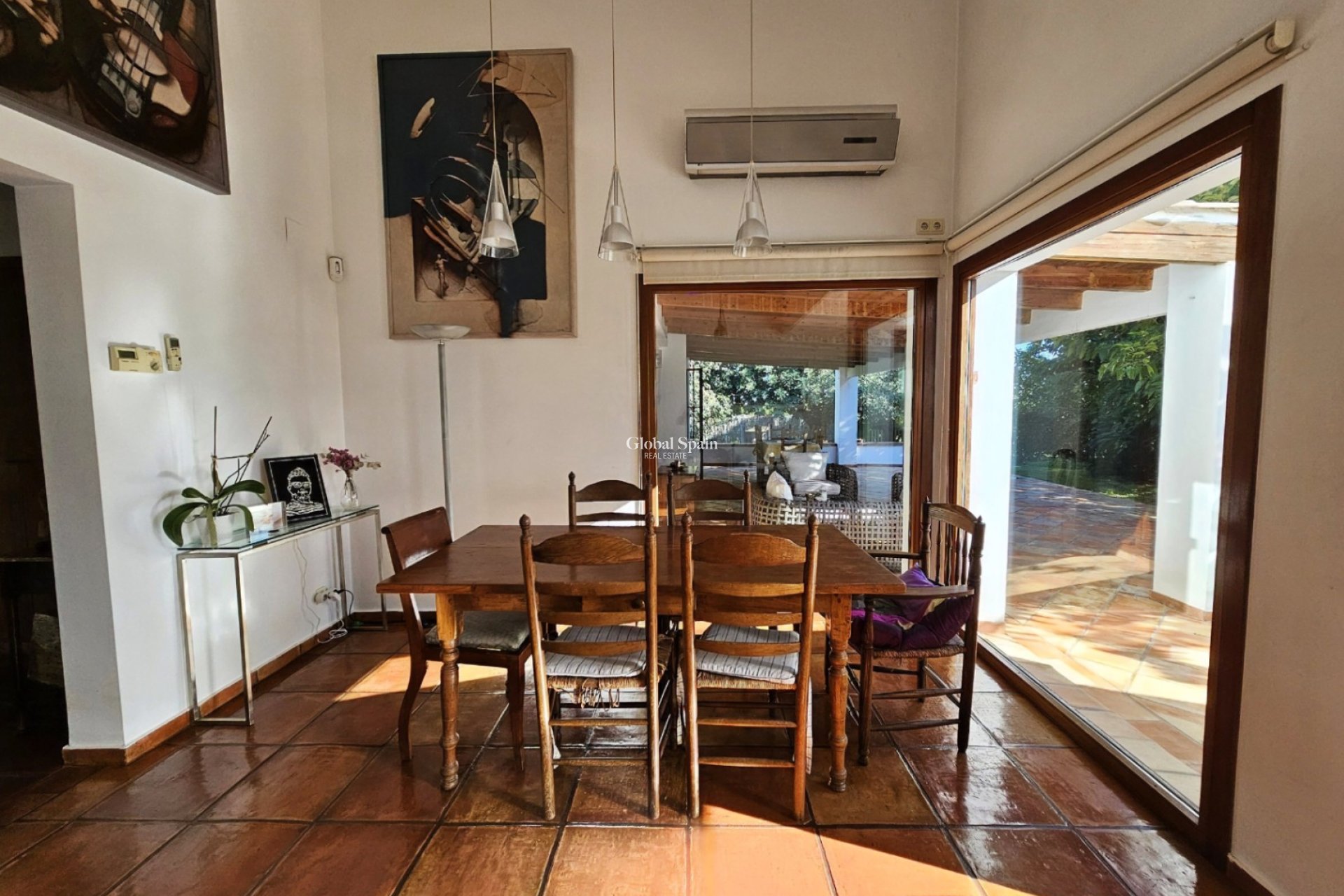 Revente - VILLA -
ONDARA - Inland