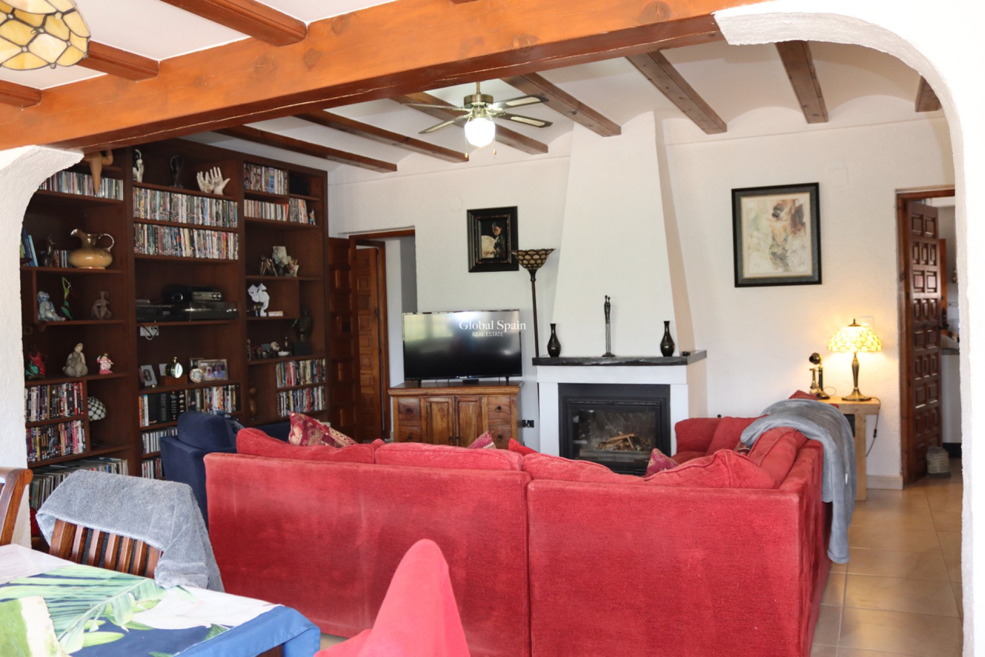 Revente - VILLA -
Orba - Inland