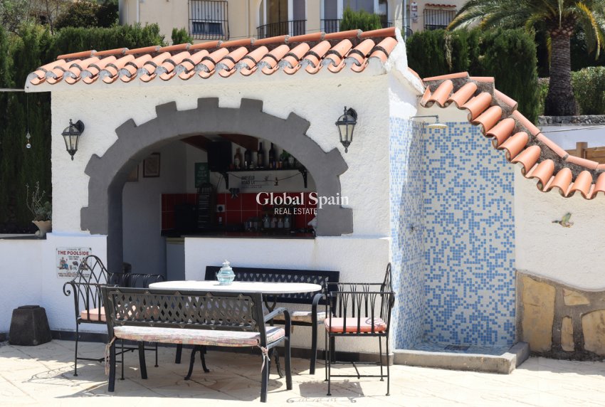 Revente - VILLA -
Orba - Inland