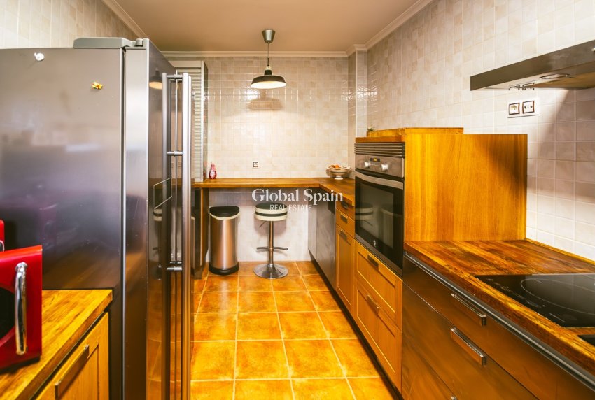 Revente - Villa -
ORIHUELA - Benferri