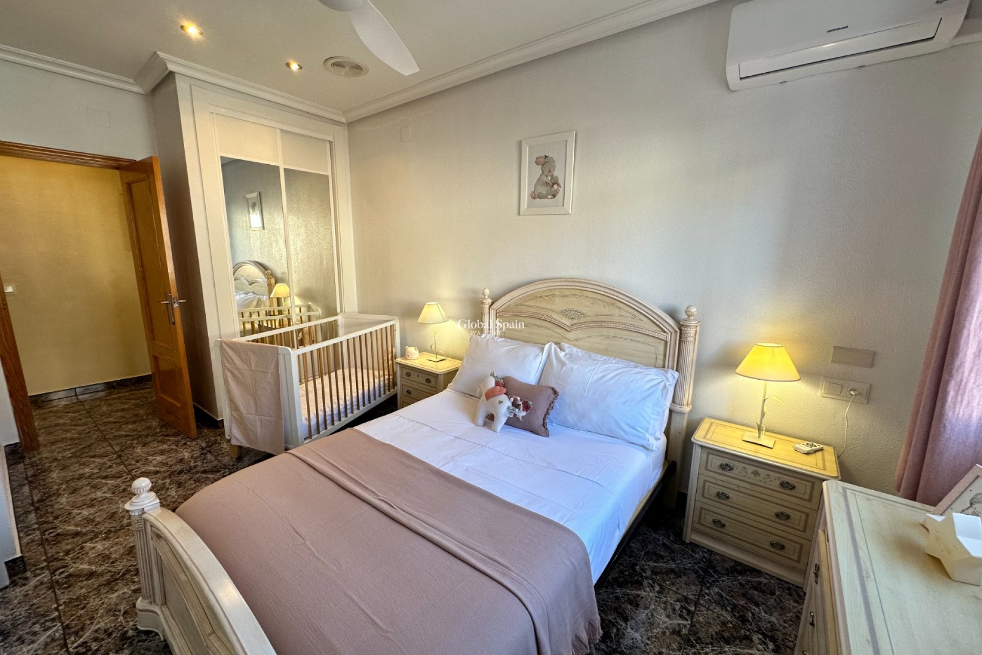 Revente - Villa -
ORIHUELA - Benferri