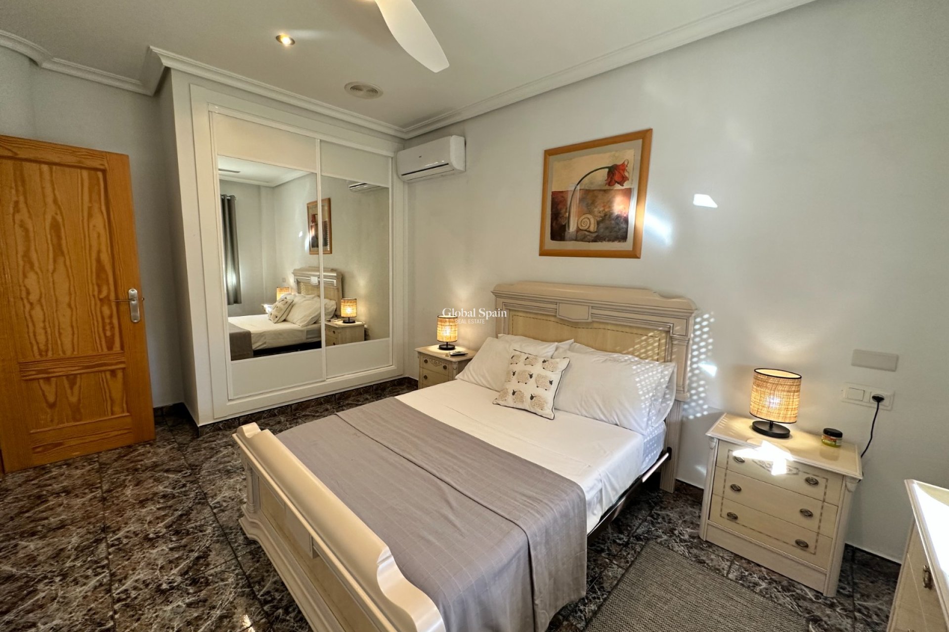 Revente - Villa -
ORIHUELA - Benferri