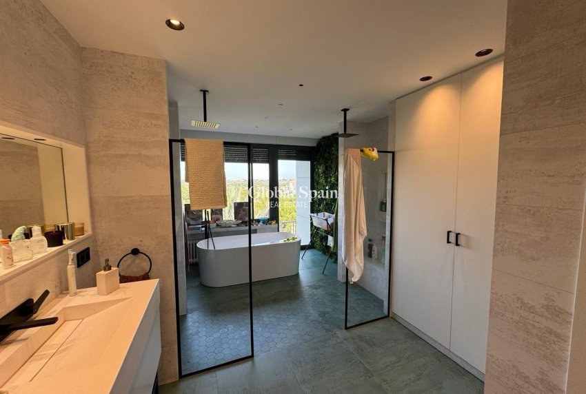 Revente - VILLA -
ORIHUELA COSTA - Altos de campoamor