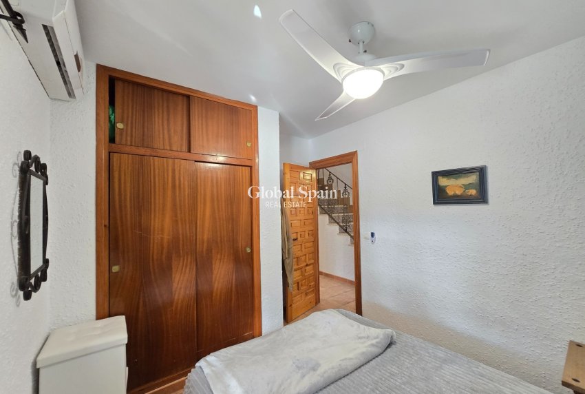 Revente - Villa -
ORIHUELA COSTA - CABO ROIG