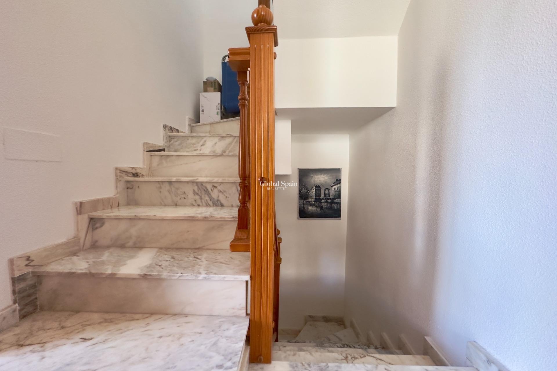 Revente - VILLA -
ORIHUELA COSTA - CABO ROIG