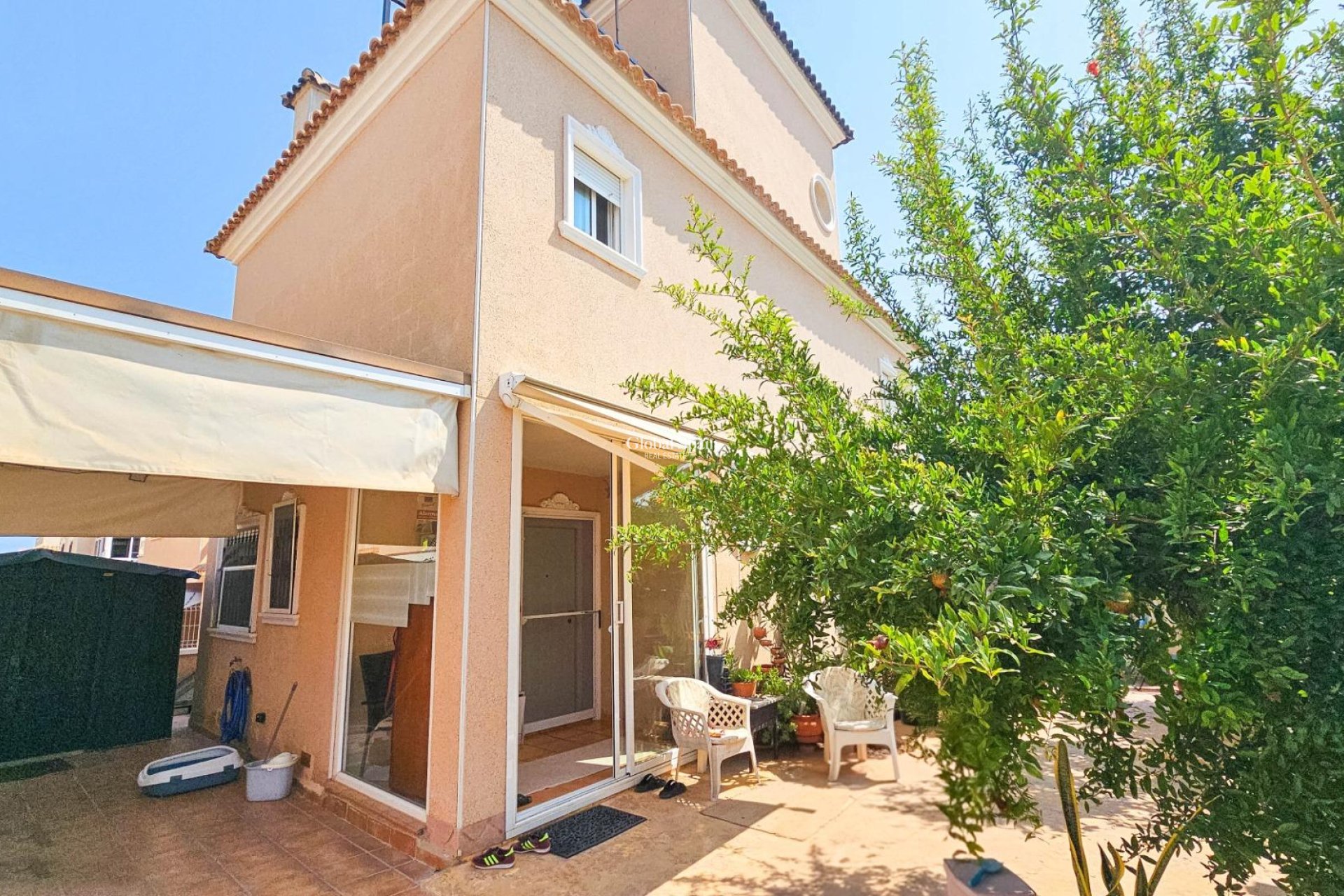 Revente - VILLA -
ORIHUELA COSTA - CABO ROIG