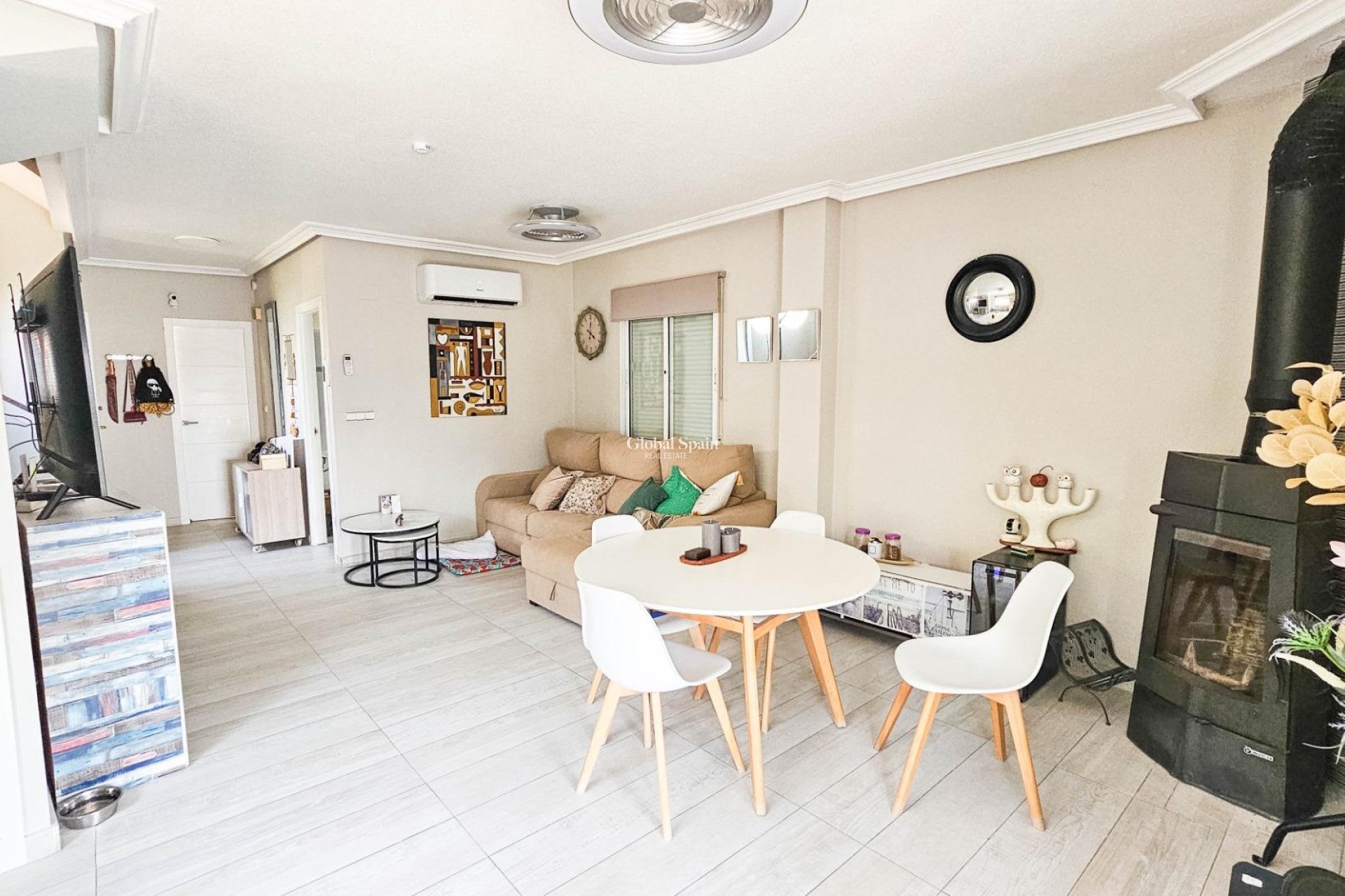 Revente - VILLA -
ORIHUELA COSTA - CABO ROIG