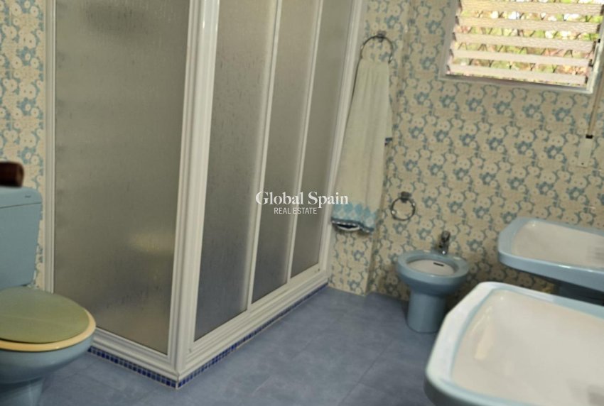 Revente - VILLA -
ORIHUELA COSTA - CAMPOAMOR