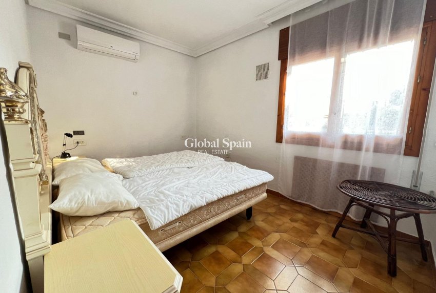Revente - VILLA -
ORIHUELA COSTA - CAMPOAMOR