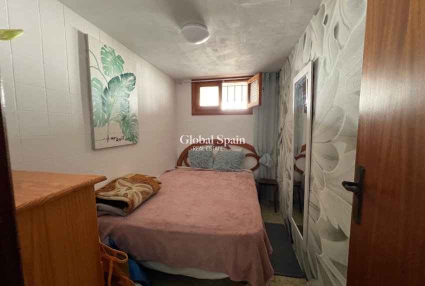 Revente - VILLA -
ORIHUELA COSTA - CAMPOAMOR