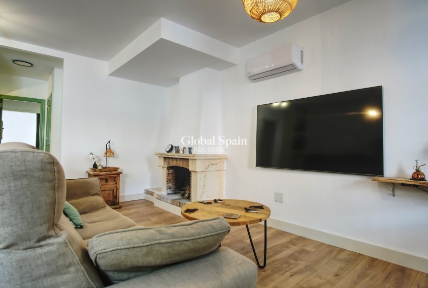 Revente - VILLA -
ORIHUELA COSTA - Costa Blanca South