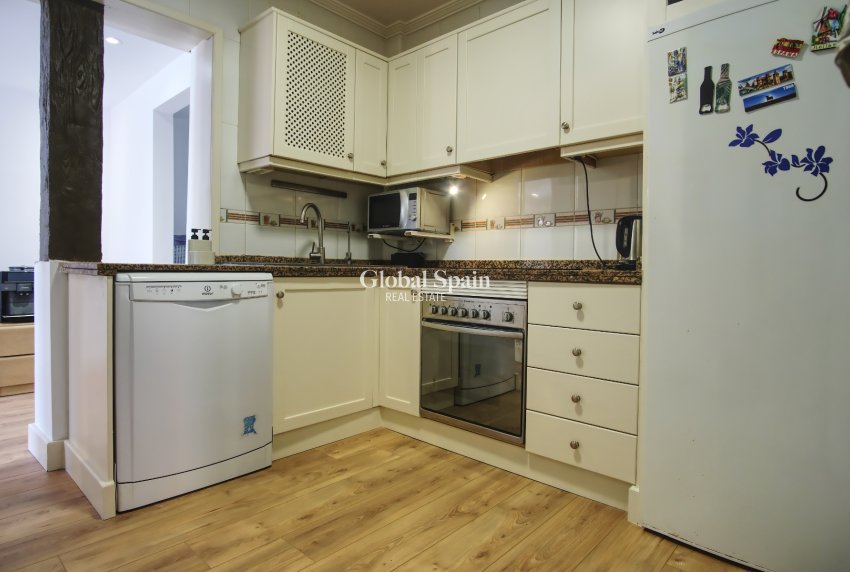 Revente - VILLA -
ORIHUELA COSTA - Costa Blanca South