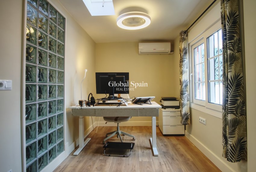 Revente - VILLA -
ORIHUELA COSTA - Costa Blanca South