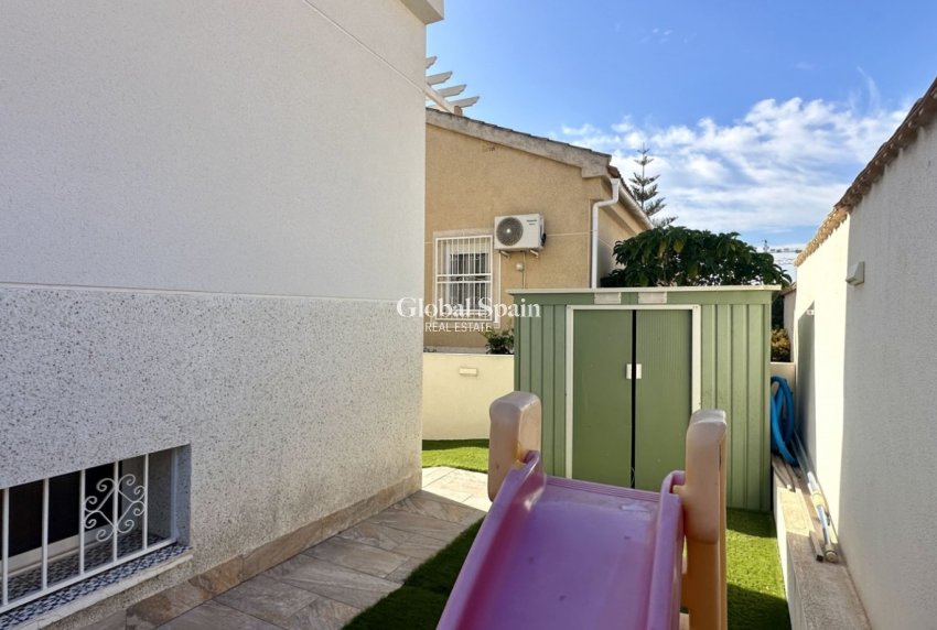 Revente - VILLA -
ORIHUELA COSTA - Costa Blanca