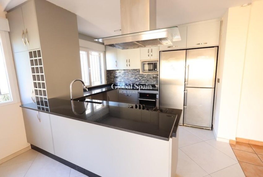 Revente - VILLA -
ORIHUELA COSTA - Costa Blanca