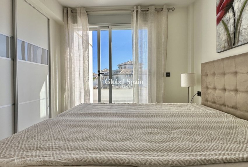 Revente - VILLA -
ORIHUELA COSTA - Costa Blanca