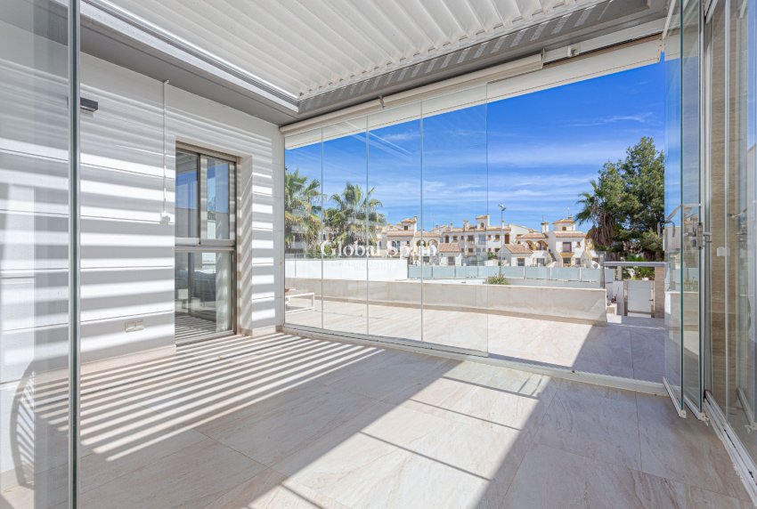 Revente - VILLA -
ORIHUELA COSTA - Costa Blanca