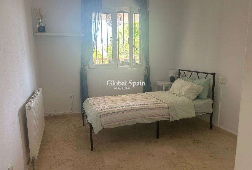 Revente - VILLA -
ORIHUELA COSTA - Costa Blanca