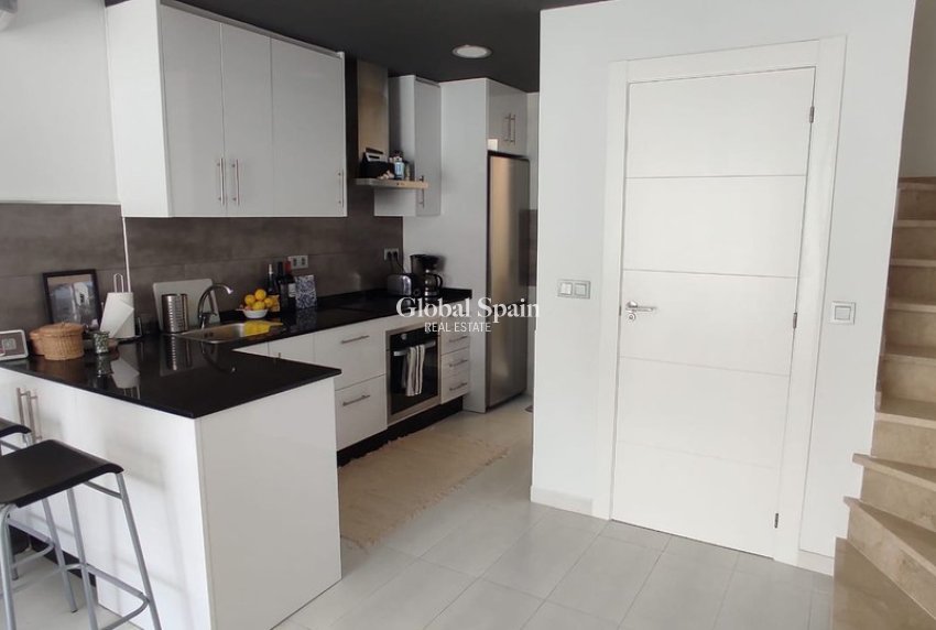 Revente - VILLA -
ORIHUELA COSTA - Costa Blanca