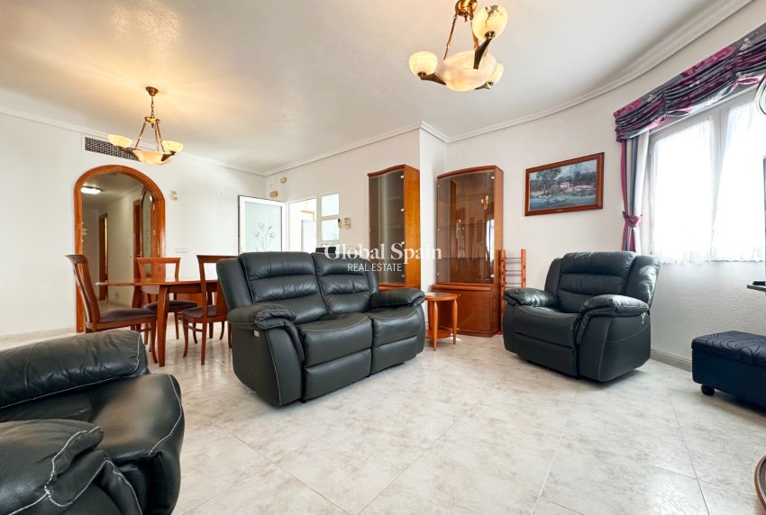 Revente - VILLA -
ORIHUELA COSTA - Costa Blanca