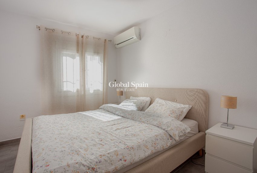 Revente - VILLA -
ORIHUELA COSTA - Costa Blanca