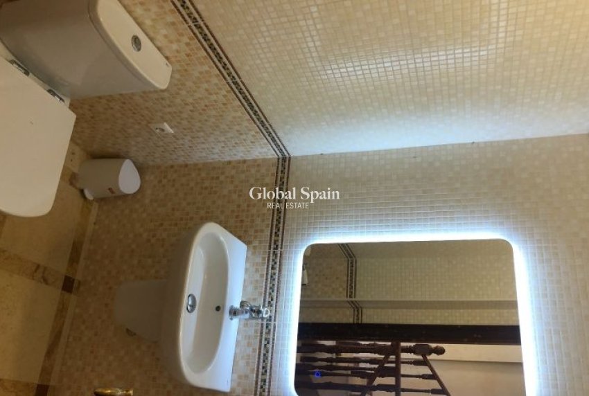 Revente - VILLA -
ORIHUELA COSTA - Costa Blanca