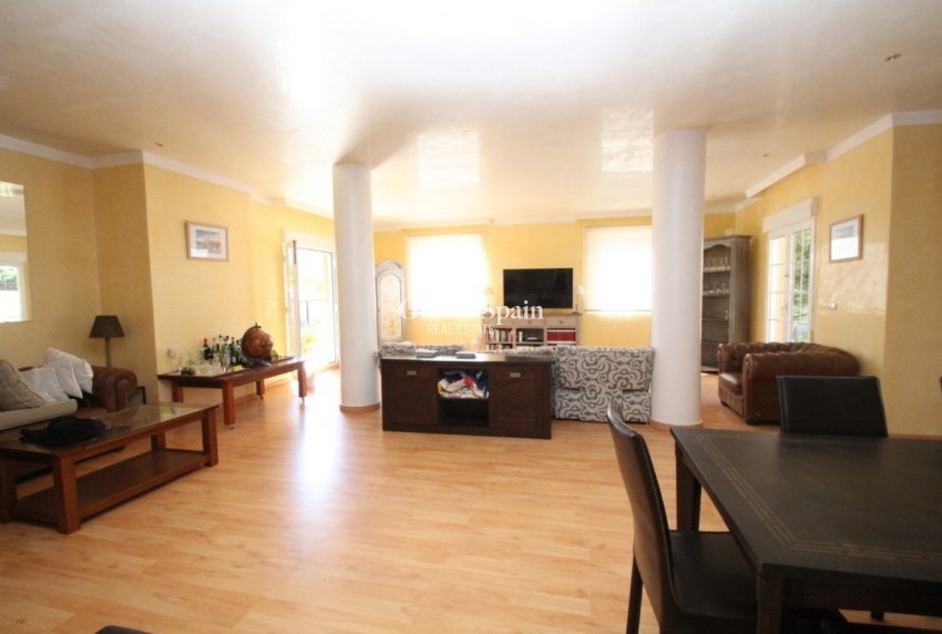 Revente - VILLA -
ORIHUELA COSTA - Costa Blanca