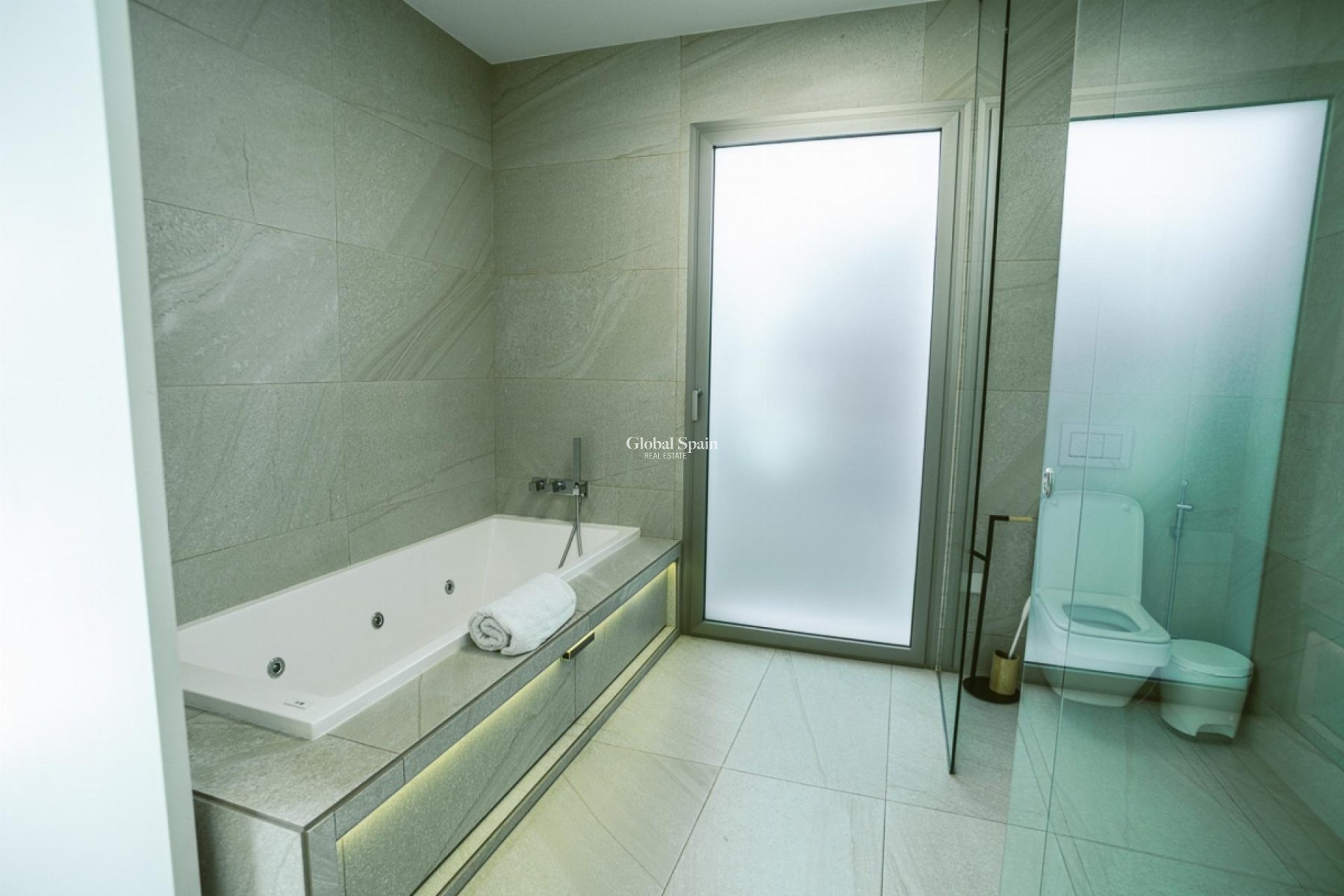 Revente - VILLA -
ORIHUELA COSTA - Costa Blanca