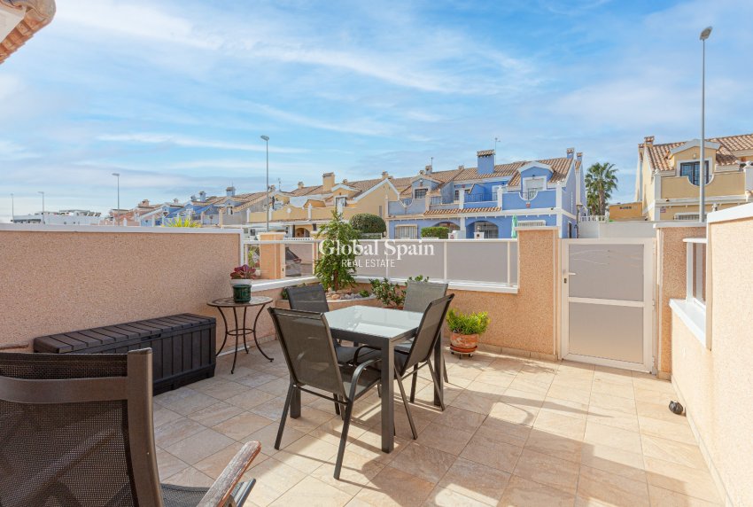 Revente - VILLA -
ORIHUELA COSTA - Costa Blanca