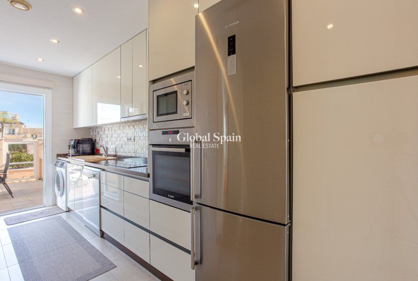 Revente - VILLA -
ORIHUELA COSTA - Costa Blanca