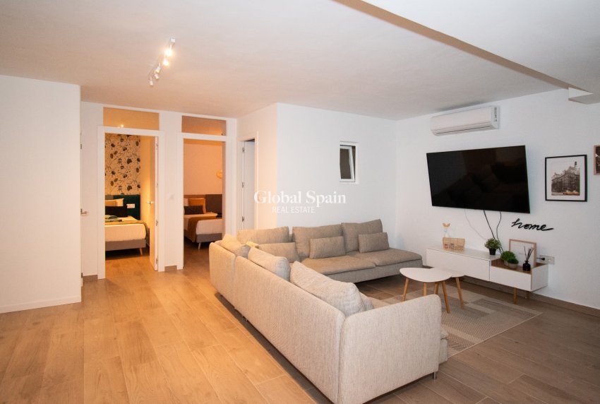 Revente - VILLA -
ORIHUELA COSTA - Costa Blanca