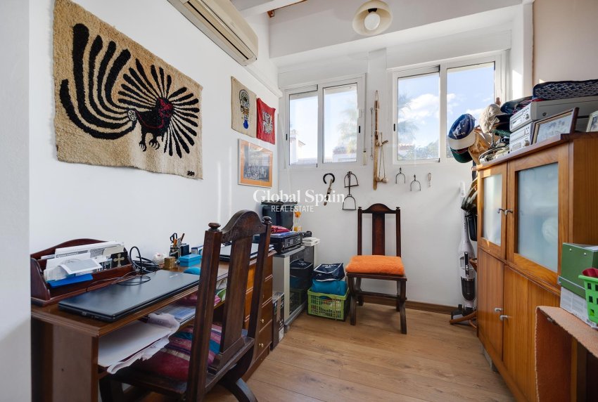 Revente - VILLA -
ORIHUELA COSTA - Costa Blanca