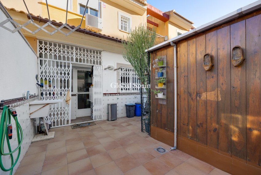 Revente - VILLA -
ORIHUELA COSTA - Costa Blanca