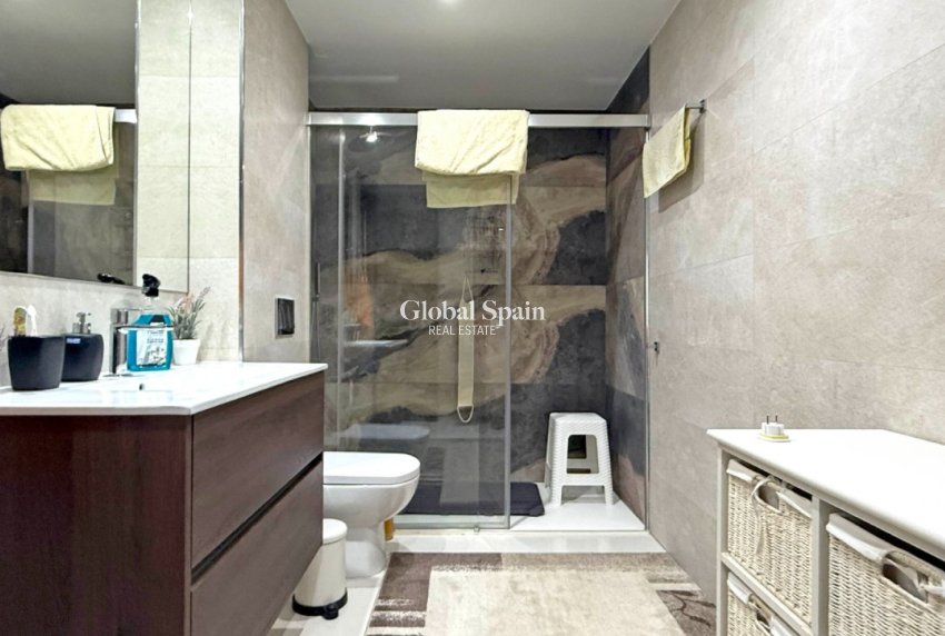 Revente - VILLA -
ORIHUELA COSTA - Costa Blanca